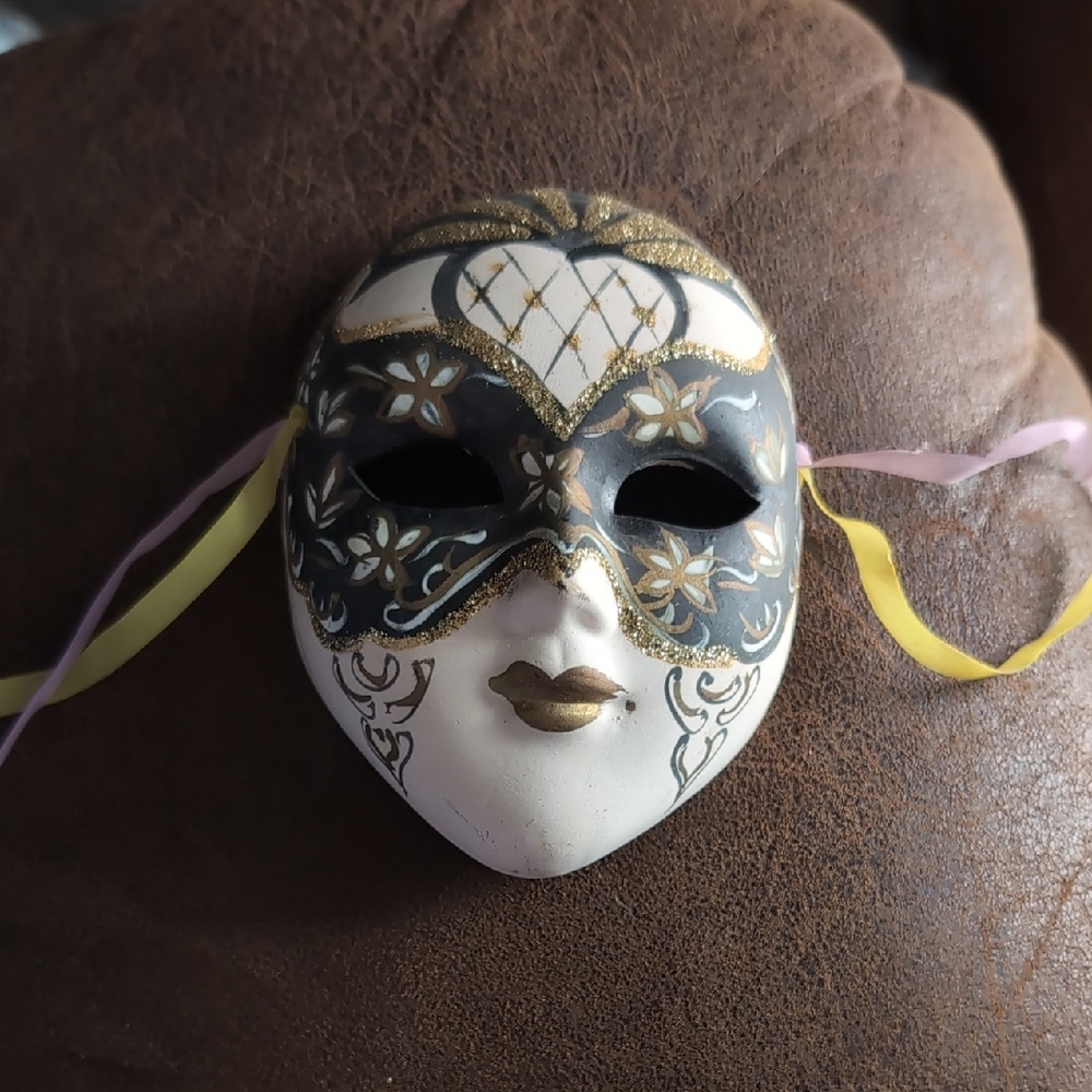 3/8$⚡Small Ceramic Mask